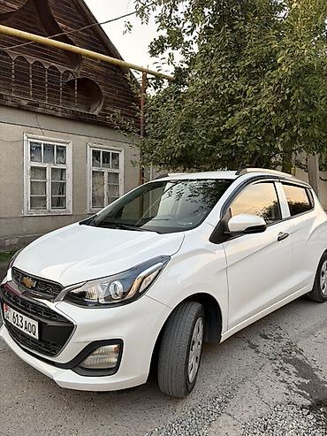 на ман: Chevrolet Spark: 2020 г., 1 л, Автомат, Бензин, Хэтчбэк — 2