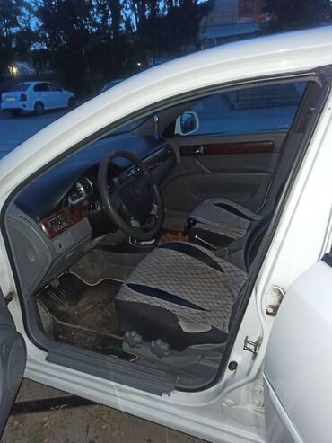 toyota prius qiyməti: Daewoo Gentra: 1.5 l | 2013 il Sedan