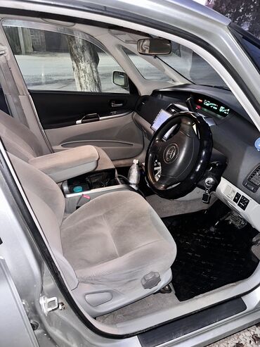 Toyota: Toyota Opa: 2004 г., 1.8 л, Автомат, Бензин, Хэтчбэк — 5