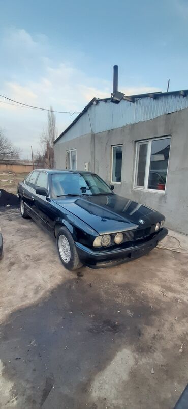 Volkswagen: Volkswagen Passat: 1992 г., 2 л, Механика, Бензин