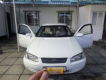 Продажа авто: Toyota Camry: 2000 г., 2.2 л, Автомат, Бензин, Седан — 1
