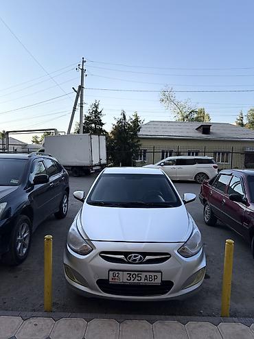 Hyundai: Hyundai Solaris: 2012 г., 1.6 л, Автомат, Бензин, Седан — 2