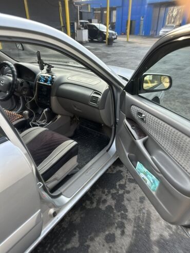 Mazda: Mazda 626: 2001 г., 2 л, Механика, Бензин, Седан — 7