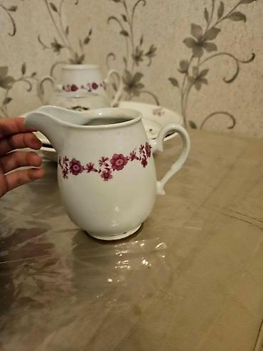 Digər dəstlər və servizlər: Məişət qabları dəsti – hamısı birlikdə satılır. Tərkib: - 1 ədəd şüşə — 7