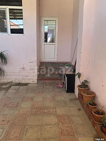 mehdiabad ev: Ev 2 yataq otağı, 1 mətbəx və geniş salondan ibarətdir. Evdə olan — 3