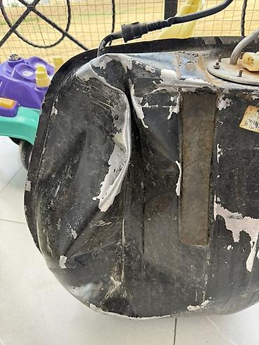 qaz çəni: Avtomobil yanacaq çəni - Material: metal - Rəng: qara - Üst hissədə — 2