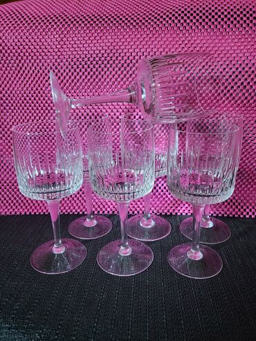 Čaše: Case nove kristal 60,70te za vino,rucni rad. Case komada 7 u ceni — 2