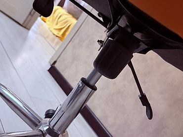 komfort mebel: Portativ təkərli oyun/ofis kreslosu – narıncı-qara dizayn - Yüksək — 6