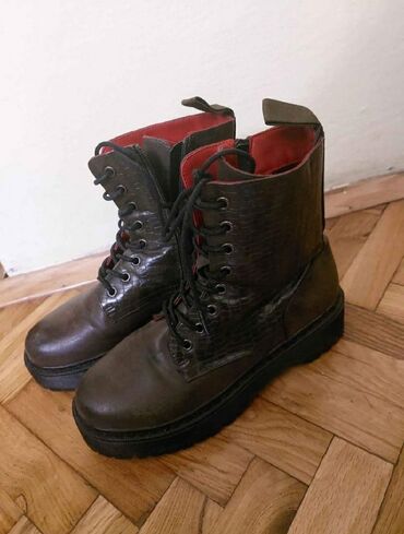 gležnjače ženske: Ankle boots, 39