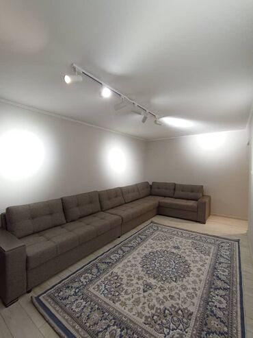 Продажа квартир: 2 комнаты, 44 м², 104 серия, 2 этаж, Евроремонт