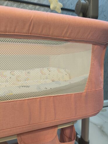 Beşiklər: Qız üçün, Yeni, Beşik, Yellənmə mexanizm ilə — 7