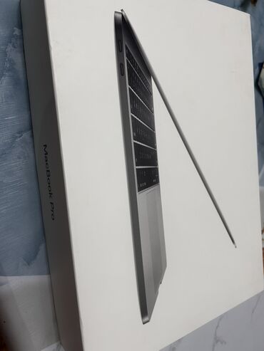 Apple MacBook: İşlənmiş Apple MacBook, 13.3 ", Intel Core i7, 128 GB, Ünvandan götürmə, Ödənişli çatdırılma — 12
