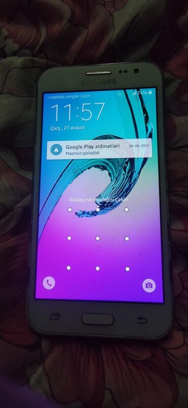 Apple iPhone: Samsung Galaxy J3 2016, rəng - Ağ, İki sim kartlı