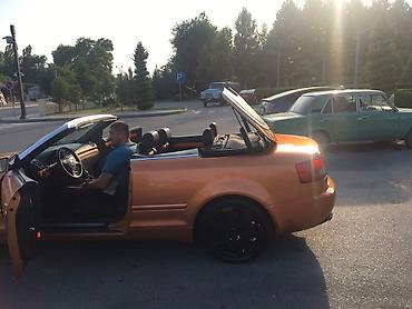 Audi: Audi A4 Cabriolet – kabriolet, fərqli mis-bürünc rəngdə Xarici: - — 9