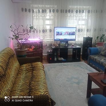 Продажа коттеджей и домов: Продаётся дом, 80 кв. м. 6 комнат, кирпичный, тёплый. Хозпостройки — 12