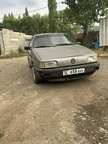 key maker: Volkswagen Passat: 1990 г., 1.8 л, Механика, Бензин, Седан — 6