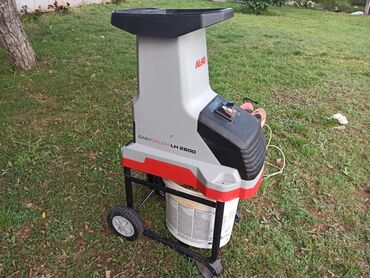 Baštenski alati i oprema: Izuzetna seckalica - drobilica za granje. Radi odlično, vrlo malo je — 12