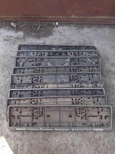 Другие детали кузова: Задний бампер джетта гольф б/у оригинал ушки целые 1000с, задний — 16