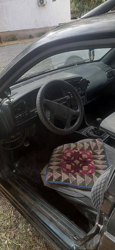 калганы: Volkswagen Passat Variant: 1992 г., 1.8 л, Кол менен иштөөчү, Бензин, Универсал — 3