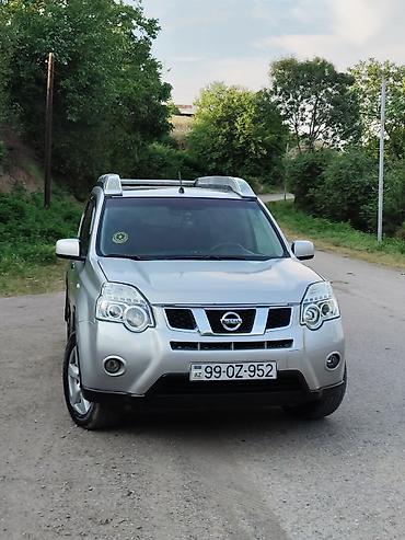avtomobil aksesuarlar: Nissan X-Trail – gümüşü rəngli, 5 qapılı Su maşın əla vəziyyətdədir — 1