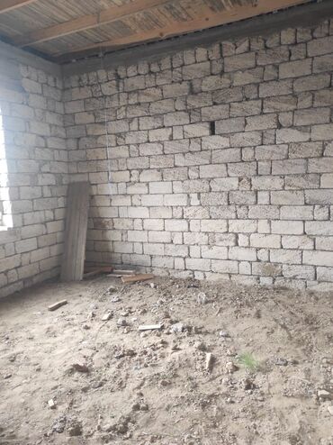 Həyət evləri və villaların satışı: Bakıxanov qəs. 4 otaqlı, 110 kv. m, Təmirsiz — 9
