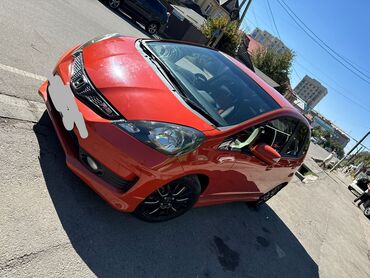 Honda: Honda Fit: 2012 г., 1.5 л, Вариатор, Бензин, Хэтчбэк