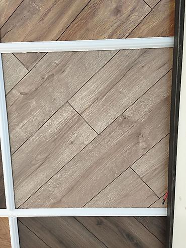 Taxta fakturalı döşəmə örtüyü – laminat panellər - Dizayn: Təbii ağac
