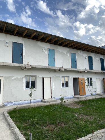 Долгосрочная аренда домов: 14 м², 1 комната, Утепленный, Забор, огорожен — 8