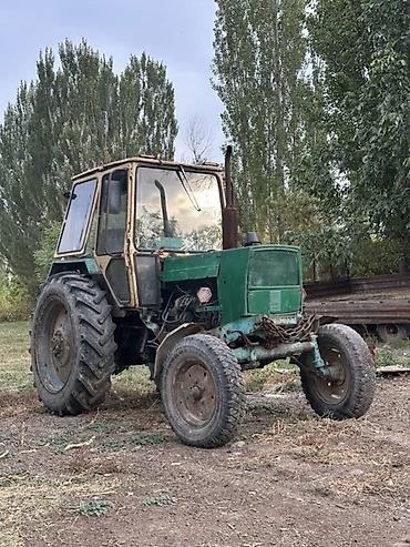 Deutz-Fahr Тракторлор: Трактор колесный, кабина закрытая, передняя ось — управляемая, задние — 3