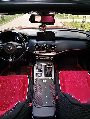 go park: Kia Stinger: 2018 г., 0.2 л, Автомат, Бензин, Лифтбек — 6