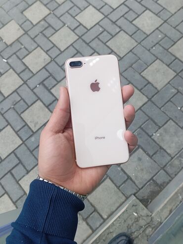 Apple iPhone: IPhone 8 Plus, 64 GB, Alpine Green, Barmaq izi