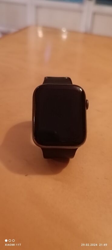 apple iphone se: İşlənmiş, Smart saat, Apple, Аnti-lost, rəng - Qızılı
