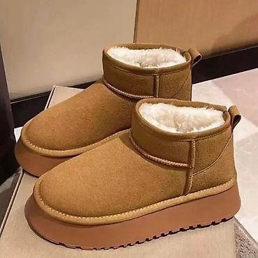 metro obuca trstenik: Ugg classic mini čizmice NOVO Novo Brojevi 36 do 41 fb Moja — 4