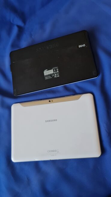 Tableti: 2 tanleta od 10 inca ko novi sa orginalnim fabrickim tastaturama. sve — 5