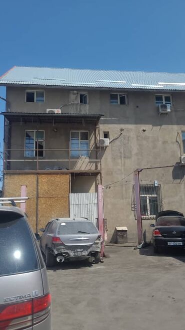 дом рынок дордой: 1 комната, 19 м², Индивидуалка, 2 этаж, Косметический ремонт