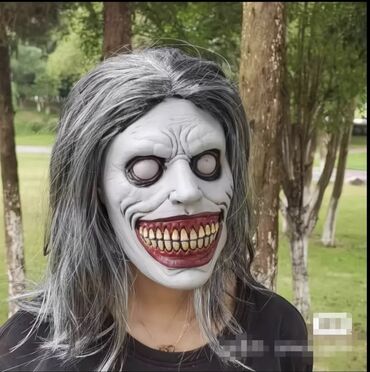 прокат карнавальных костюмов для детей: Маска с париком 
В отличном состоянии