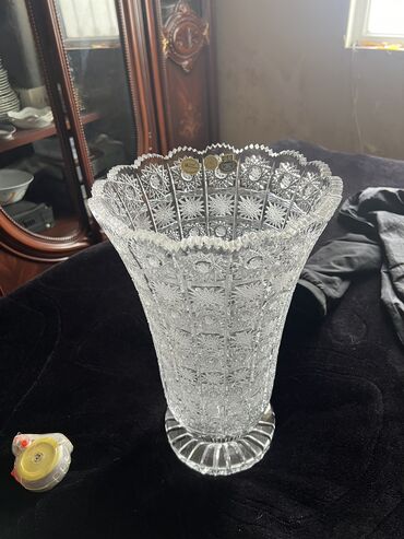 Вазы: Одна ваза, Богемское стекло