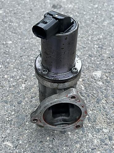 Ehtiyat hissələri: EGR klapanı (egzoz qazlarının resirkulyasiyası üçün). hyundai santafe — 3