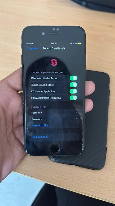 iphone 23: IPhone 7, 128 GB, Qara, Barmaq izi — 10