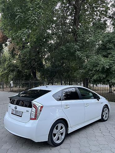 элекро авто: Toyota Prius: 2015 г., 1.8 л, Робот, Гибрид — 4