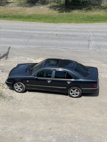 астон мартин в бишкеке: Mercedes-Benz : 1997 г., 5 л, Автомат, Бензин, Седан