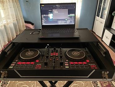 cadır evler: Numark Mixtrack Pro 3 DJ kontroller + daşıma/performans keisi və — 1