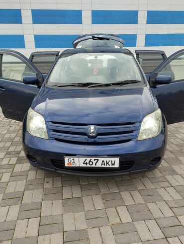 дом машина цена: Toyota ist: 2004 г., 1.3 л, Автомат, Бензин, Хэтчбэк