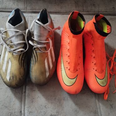 Qadın ayaqqabıları: Retro Model Nike mercurial superfly 4 və Adidas X Speedportal Leyenda
