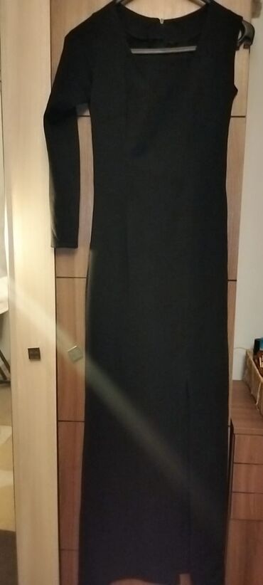 qadın üçün daflkot: Qadın geyimləri dəsti – müxtəlif modellər 1) Qara uzun don - Klassik