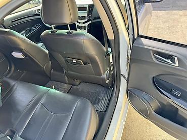 BYD: BYD E5: 2019 г., Электромобиль, Седан — 12