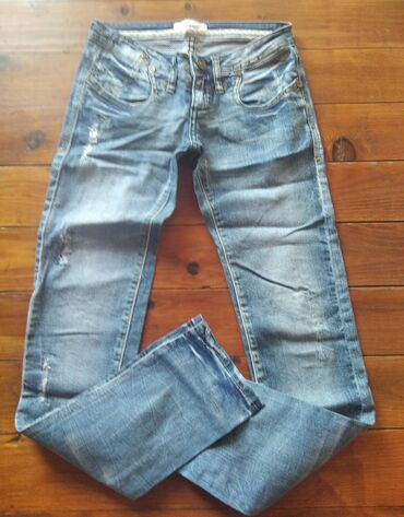 ps pantalone 2022: Teksas, Ravne nogavice