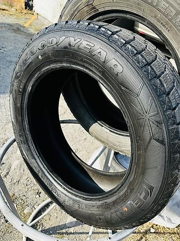 Шины 215 / 60 / R 17, Зима, Б/у, Комплект, Легковые, GoodYear