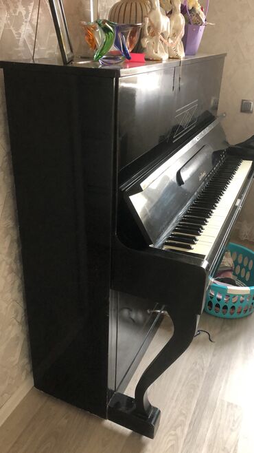 pianino gence: Piano
Pianino