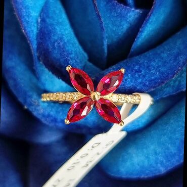 yuxuda uzuk qasi itirmek: S.Tjewelleryden Crivelli brendinin 585 minimalizm kolleksiyasindan